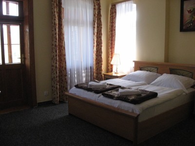 Spanie małżeńskie w hotelu ZIELONE WZGÓRZE w Karpaczu