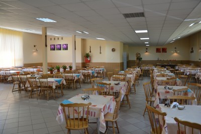 Pogorzelica - pokój Ośrodek Wypoczynkowy ALBATROS to obiekt turystyczny z jadalnią, urządzoną i wyposażoną jak należy.