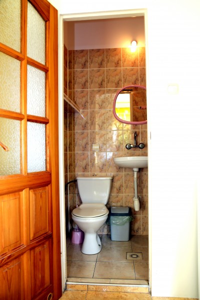 Tak prezentuje się łazienka w pensjonacie Dom Gościnny GRZESIUK (ul. Kapitańska 5, 72-350 Niechorze)