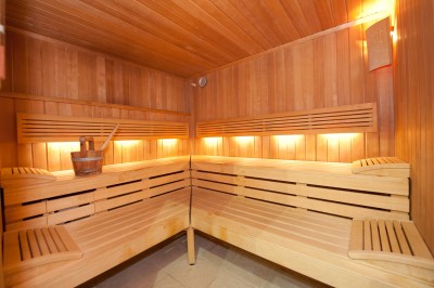 Wypoczynek w saunie to bardzo kusząca możliwość, jaką od ręki dostają turyści w pensjonacie PUCHACZ-SPA (Niechorze, ul. Bursztynowa 64).