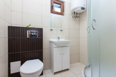W ośrodku wczasowym LAGUNA w Pobierowie można skorzystać z łazienki przedstawionej na zdjęciu