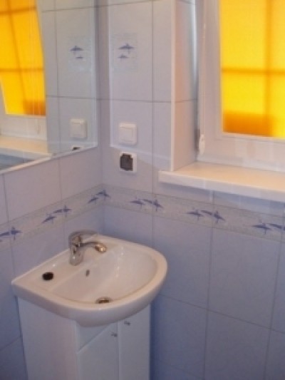 Domek Letniskowy SŁONECZNE DOMKI nad morzem posiada tak wyposażone łazienki