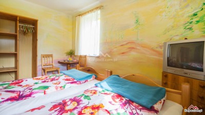 Na zdjęciu łoże w pokoju - Villa Jasmin | Karpacz (wypoczywaj w górach) 