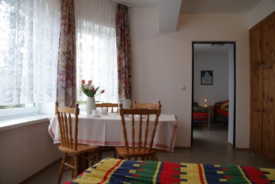SONIA - na fotografii widać apartament w Niechorzu, widok wewnętrzny.