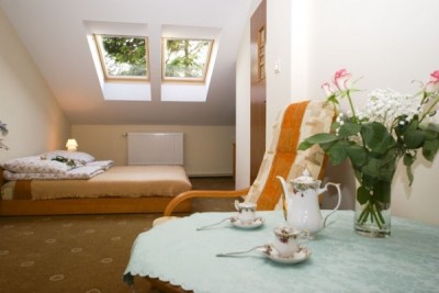 Pokój Dom Gościnny ROMANA - łoże w pokoju