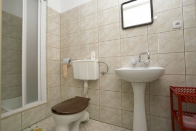 Przykładowa łazienka w pokoju Dom Gościnny ROMANA (nad morzem, woj. zachodniopomorskie)