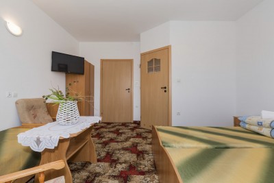 Na fotce widzimy pokój w pensjonacie SOLEIL Resort & SPA w którym możecie Państwo się zatrzymać podczas urlopu w Rewalu