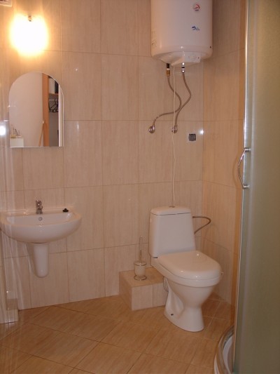 Przykładowa łazienka w pokoju ASTORIA (nad morzem, woj. zachodniopomorskie)