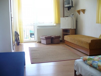 Fotografia wnętrza pokoju w domu gościnnym Wiki