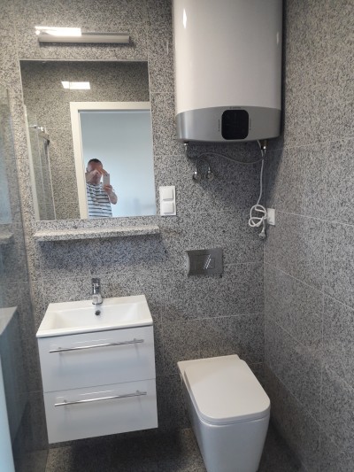 Widok na łazienkę w domku letniskowym Domki BAIKAR Ireneusz Karasiński w Sarbinowie nad morzem