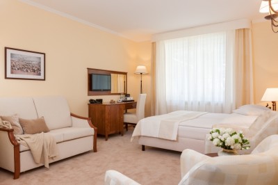 Pensjonat Villa SEDINA - łóżko w pokoju