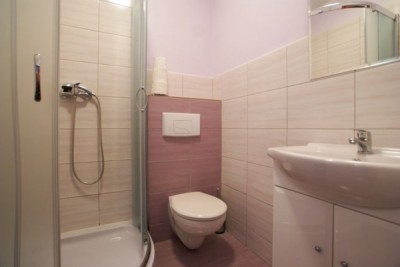 Po całym dniu pełnym atrakcji w Rewalu można odświeżyć się w takiej oto łazience w willi Villa Molo