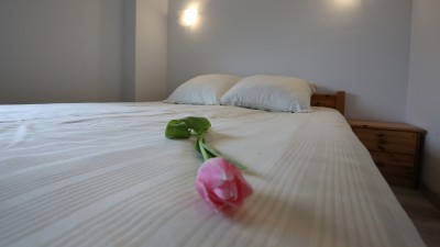 Pokój Dom Gościnny PABLO w Niechorzu - zdjęcie spania małżeńskiego