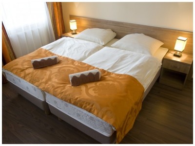 Pokój Willa SŁONECZNIK w Karpaczu - zdjęcie łóżka