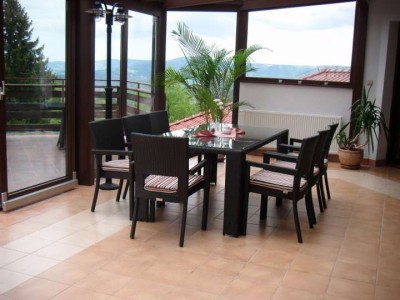 Pokój z balkonem - takie też posiada Hotel DZIKI POTOK *** Konferencje & SPA. Hotel w górach w Karpaczu.
