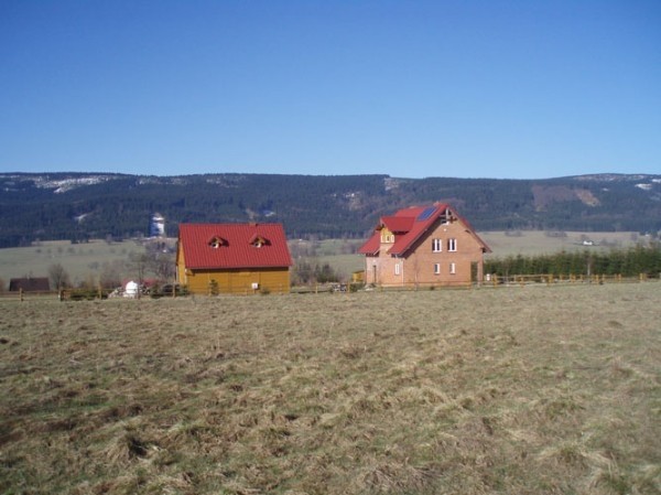 Na fotografii Dom Gościnny U MICHAŁA - obiekt widziany z zewnątrz.
