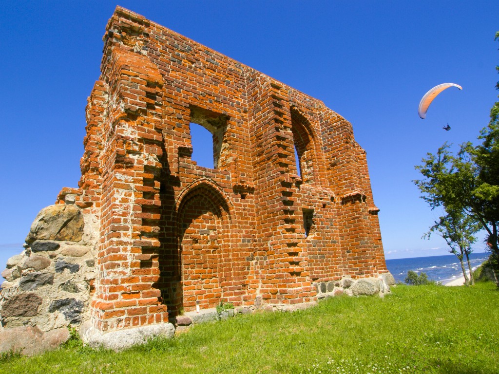 Ruiny Kościoła w Trzęsczu