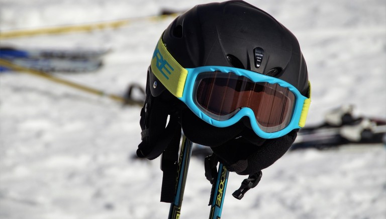 Czym się kierować przy wyborze narciarskich gogli?