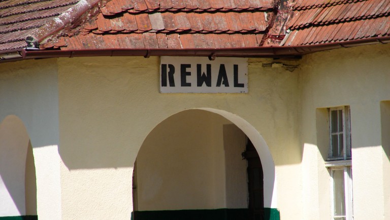 Najlepsze miejsca noclegowe w Rewalu - poradnik dla turystów