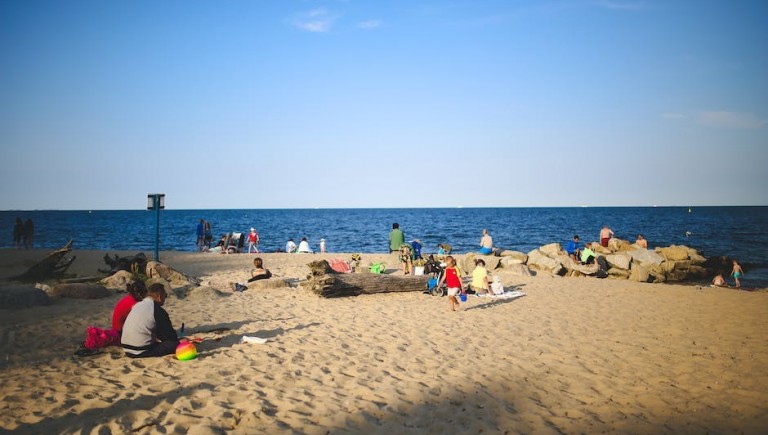 Jak sfinansować urlop nad Bałtykiem w 2023 roku? 3 sprawdzone sposoby