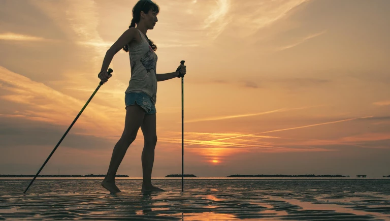 Nordic Walking na plaży - Co to jest i jakie korzyści daje?