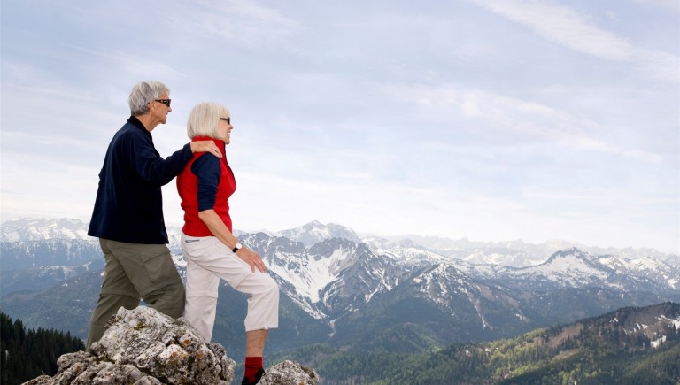 Góry dla seniorów - jakie miejsca są najbardziej przyjazne dla starszych turystów?
